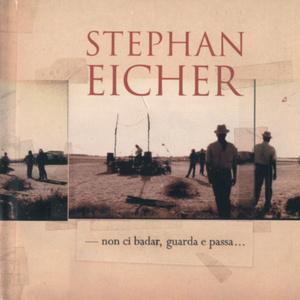 漫画美女扒开腿露胸
